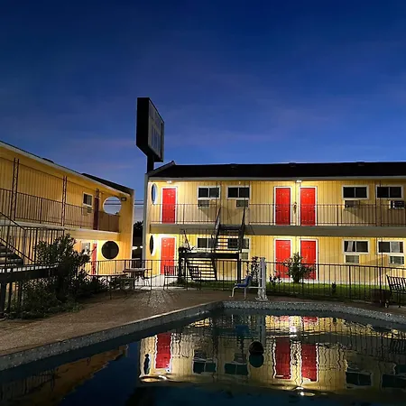 Ladybird Inn